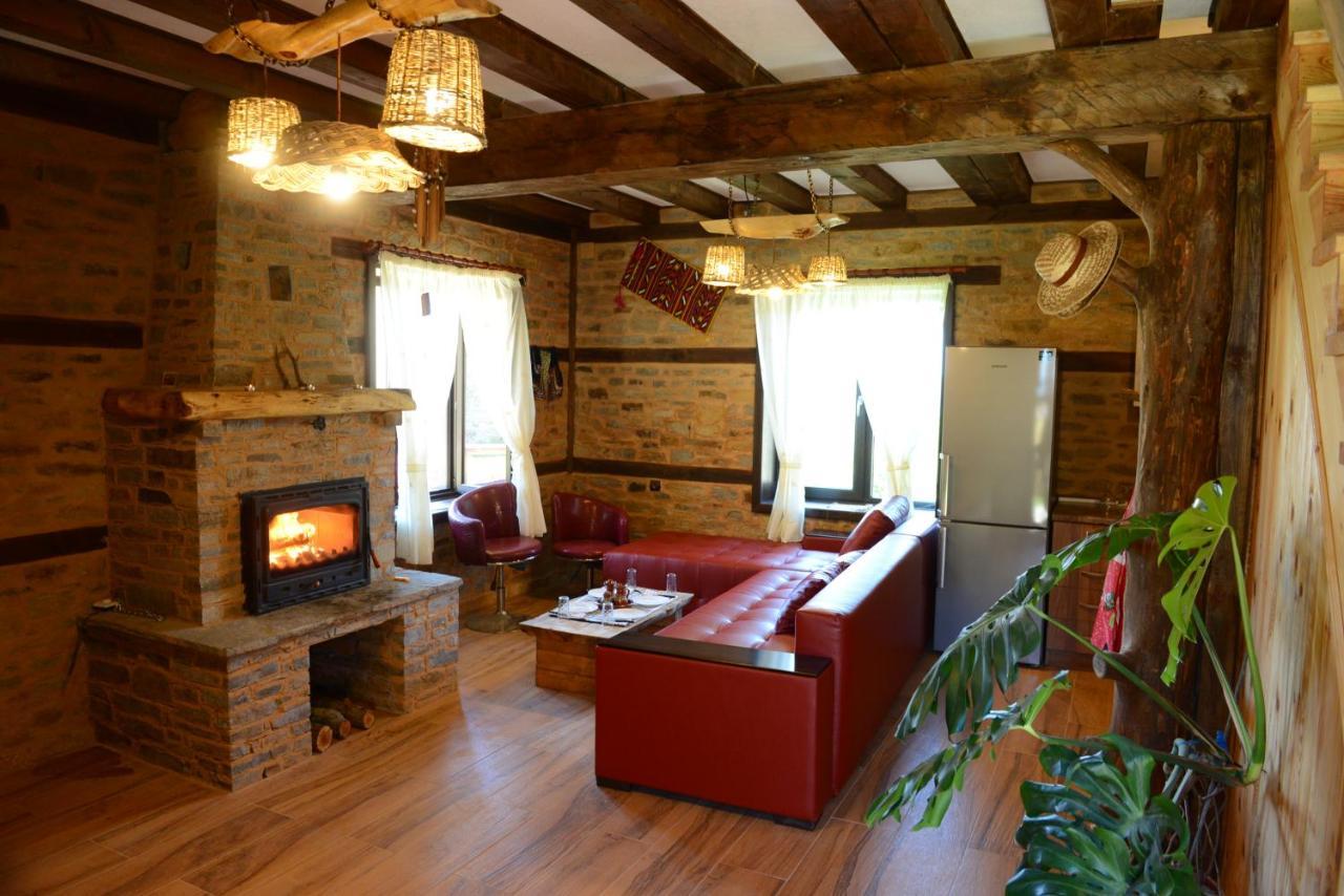 Villa Dream House Leshten Esterno foto